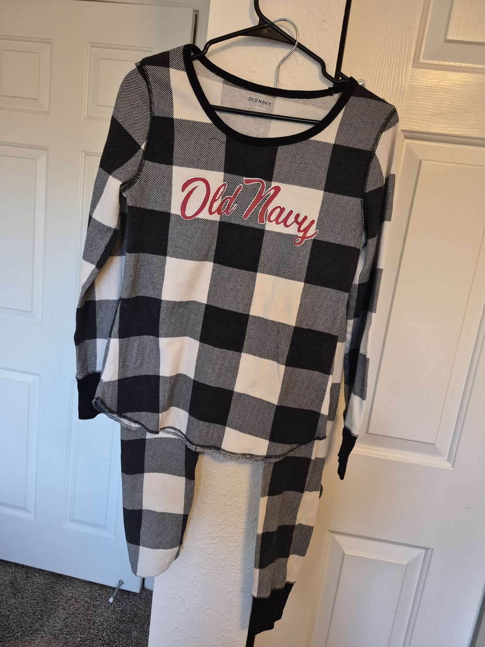 Old Navy Black & White Buffalo Plaid Pajama Set with Red Logo